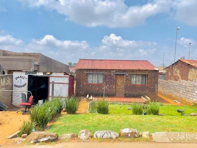 House For Sale in Emangweni, Bashee